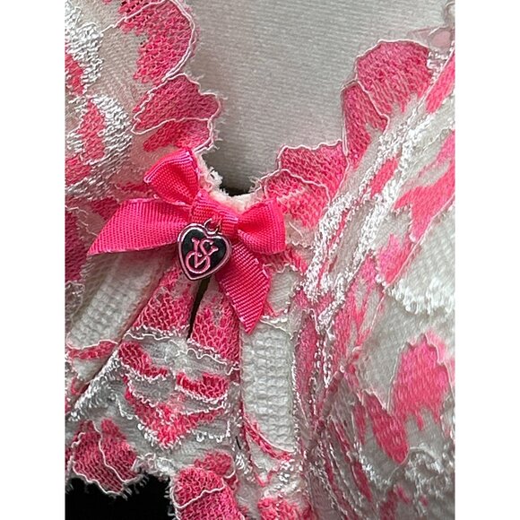 Victorias Secret Body Lined Perfect Coverage Bra 40DD White Pink Lace NWT - Picture 4 of 7